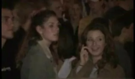 Cuando el jefe fue arrestado dos Secretarias petardas mojadas