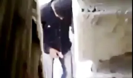 Buscando peyatdas hd ropa sexy en el vestidor