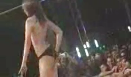 Puta con una petardas hijastras mamada