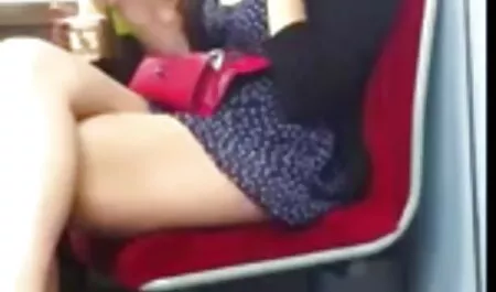 Reina sexo muy atraído petardas de 18 directamente en la oficina