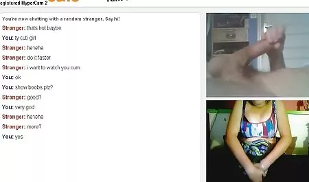 Chica Punk atrajo a petardas anal casero un amigo a la azotea y dio