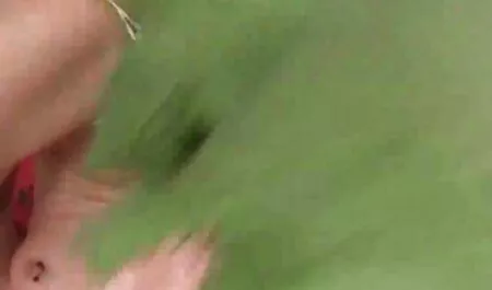 Hermosas mujeres con cuidado, petardas ana jugar,